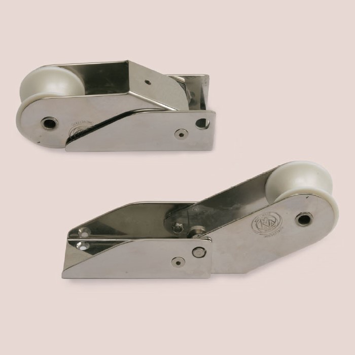 Art. 229.11 Stainless steel overturning bow roller