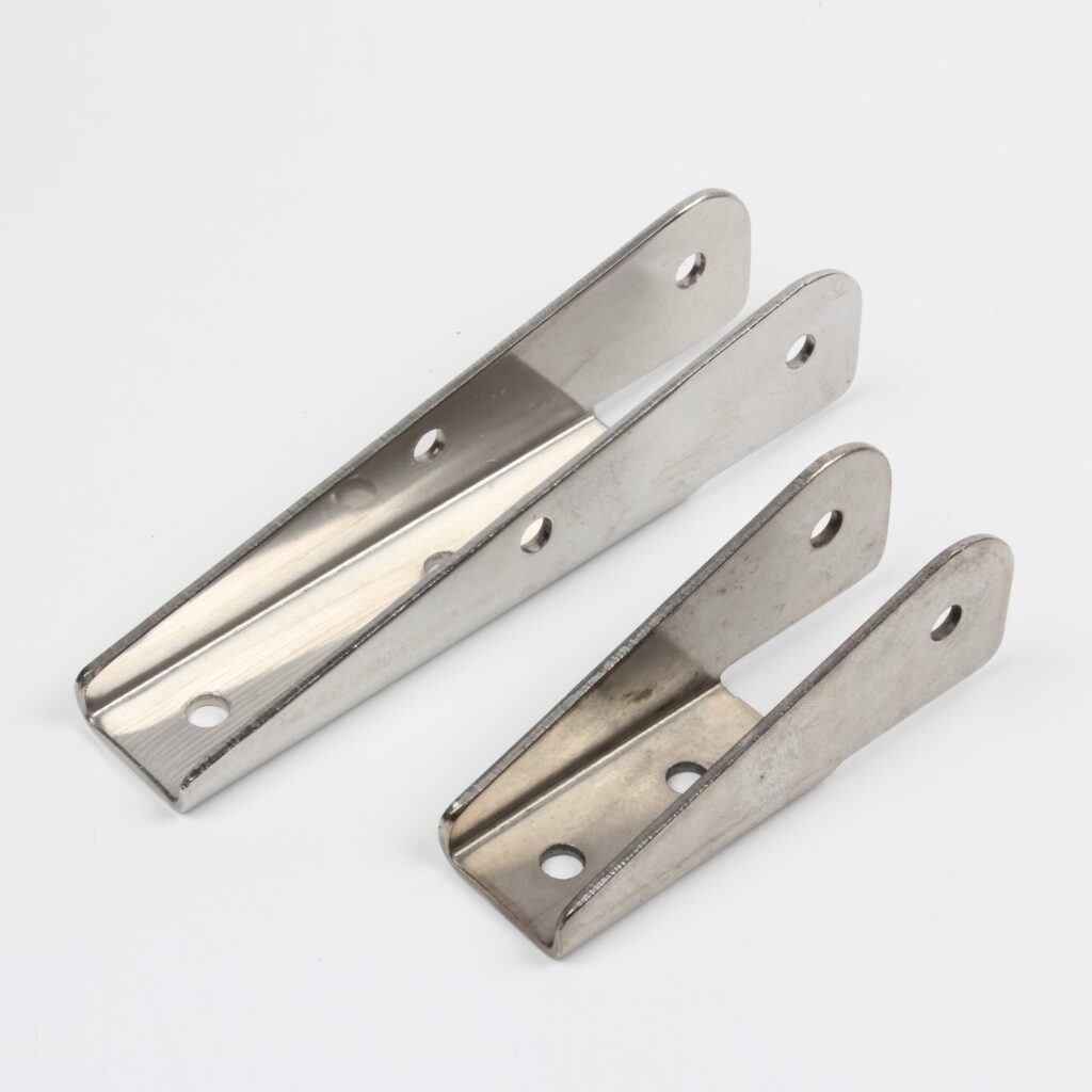 Art. 282.00 Cerniere per scalette acciaio inox