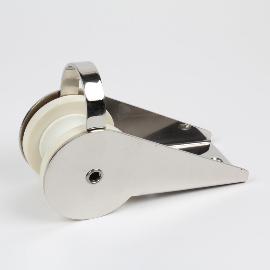 Art. 357.02 Musone di prua in acciaio inox lucidato
